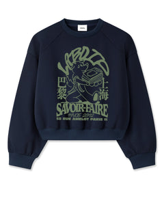 Sweat en coton navy avec imprimé graphique vert, coupe droite et manches raglan pour un style décontracté et confortable au quotidien.