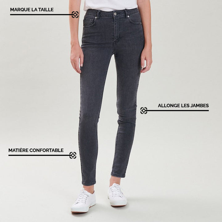 Jean Delave Moyen Jean Essentials Slim Homme - Délavé Moyen Coupe Ajustée Jean Taille Basse 31W30L Jean Delave Moyen Jean Essentials Slim Homme - Délavé Moyen Coupe Ajustée Jean Taille Basse 31W30L