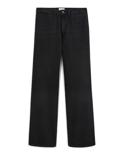 Jean droit pour femme en denim 100 % coton de couleur gris foncé, coupe légèrement large offrant un confort adapté à toutes les morphologies.