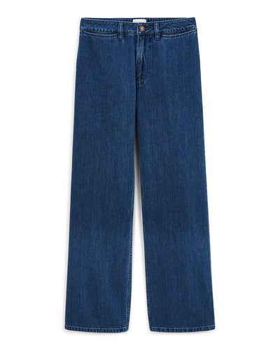 Jean femme en denim bleu moyen, coupe droite large, en coton de qualité, offrant un confort optimal et adapté à toutes les morphologies.