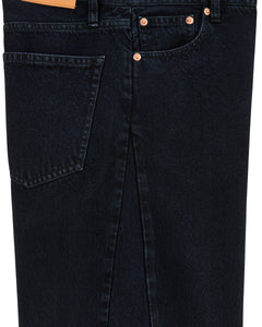 Jean ballon pour femme en denim bleu nuit, 100 % coton, avec coupe large et confort optimal, adapté à toutes les morphologies.